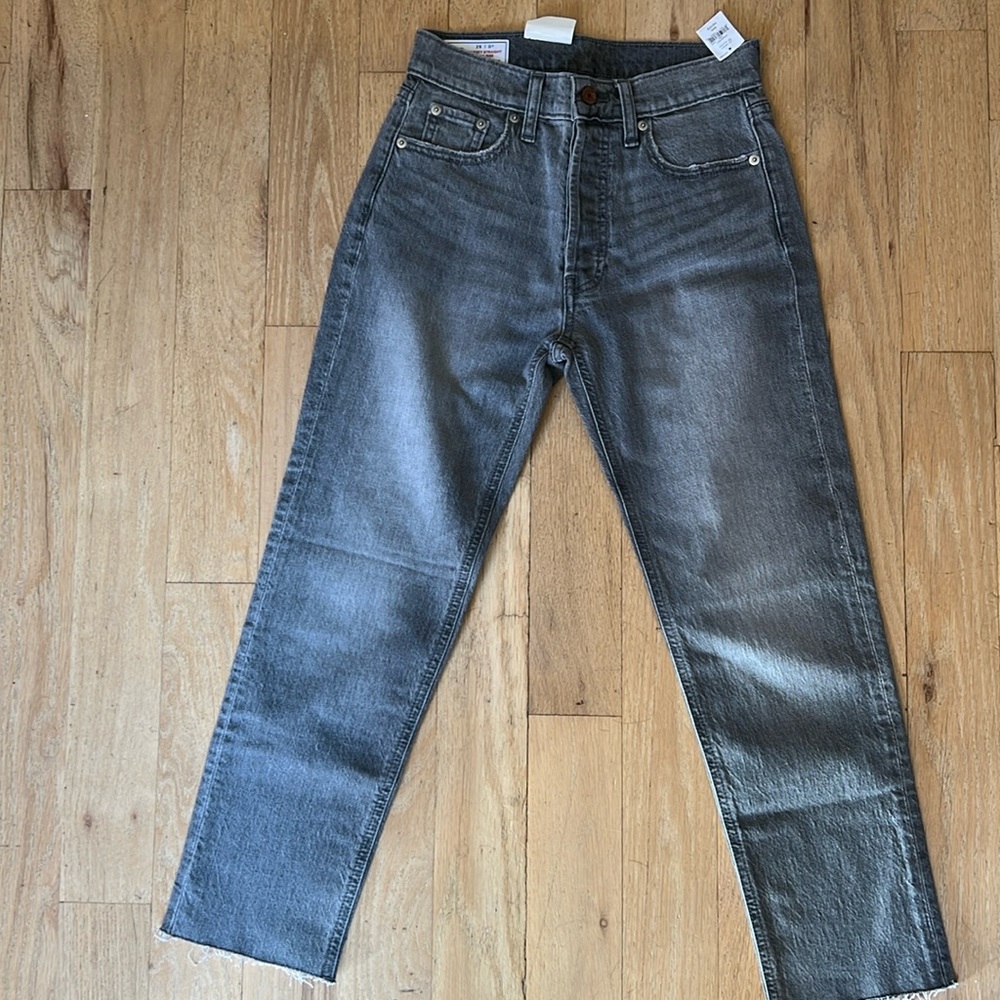 NWT Gap cheeky straight high rise 25p